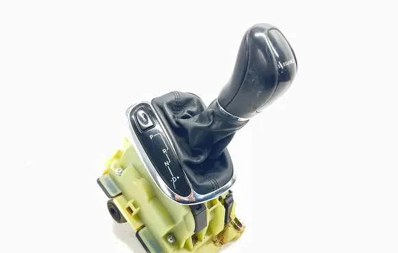 Mercedes-Benz C W203 Gear shifter/selector A2032675524