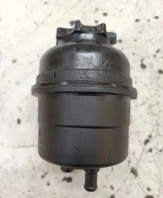 Power steering fluid tank/reservoir