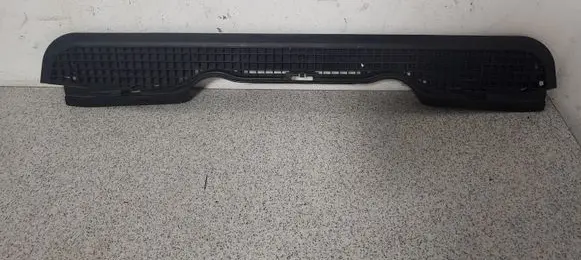 BMW 3 E36 Bonnet/hood grill 51131977679