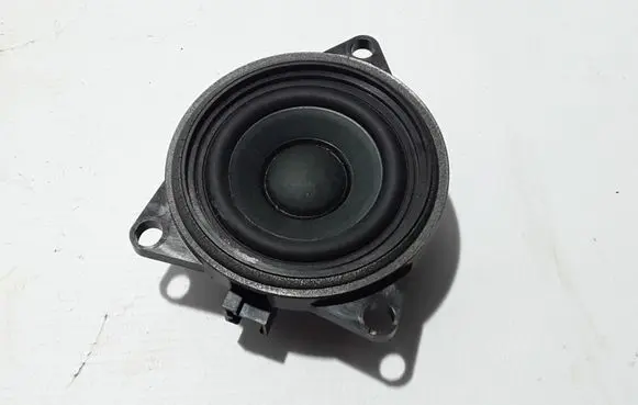 Volvo XC60 Front door high frequency speaker 31489045