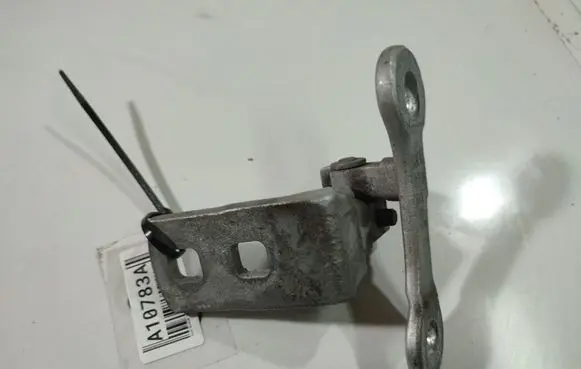 Opel Signum Front door upper hinge 