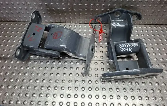 Renault Trafic III (X82) Loading door upper hinge S26309749 904006707R