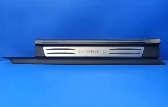 Mercedes-Benz SLK R171 Front sill trim cover 1716800135