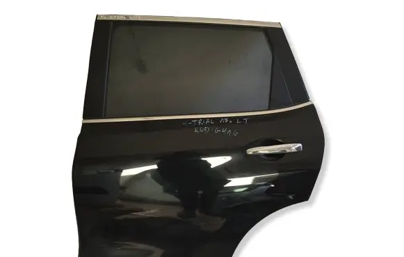 Nissan X-Trail T32 Rear door DRZWIT32CBR