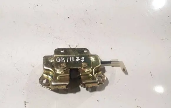 KIA Sorento Seat back rest lock catch 