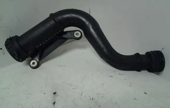 Audi A3 S3 8P Intercooler hose/pipe 1K0145762S