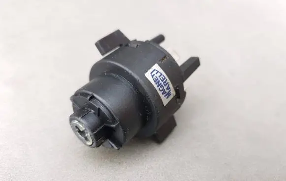 Audi 100 S4 C4 Ignition lock contact 
