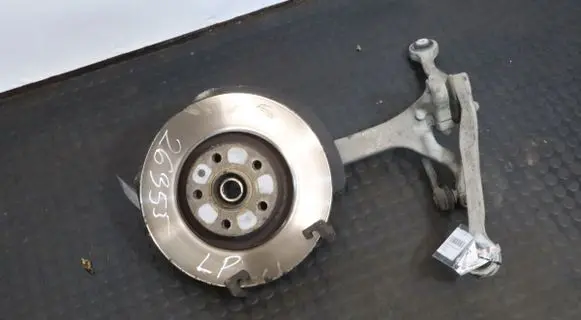 Audi A6 S6 C6 4F Front wheel hub spindle knuckle