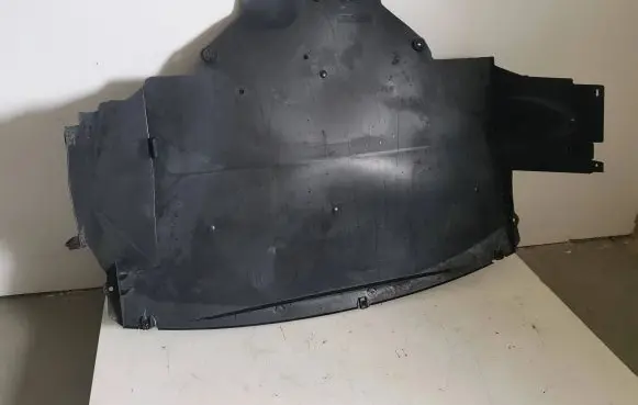Opel Movano B Engine splash shield/under tray 758908313R