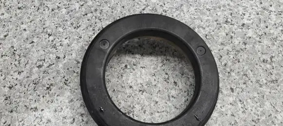 Ford Escort Lower shock absorber bracket 