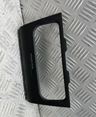 Volkswagen Golf VI Climate control/heater control trim 5K0858071M 5K0858069P