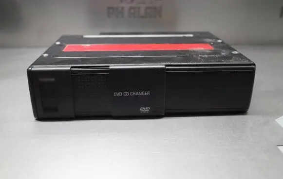 BMW 7 E65 E66 CD/DVD changer 65126938979