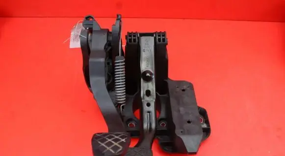 Volkswagen Cross Polo Accelerator throttle pedal 6R0721117B