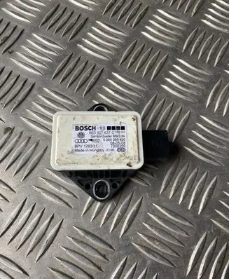 Audi A4 S4 B7 8E 8H ESP acceleration yaw rate sensor 8E0907637C 7008359 0265005620