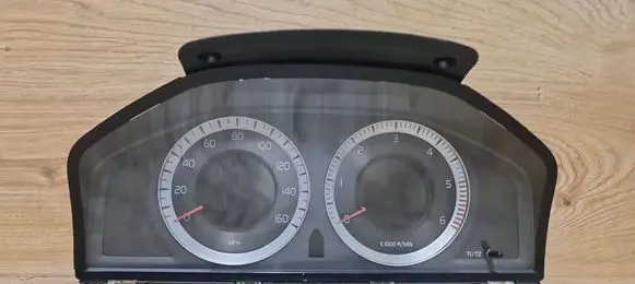 Volvo XC60 Speedometer (instrument cluster) 31270907AA