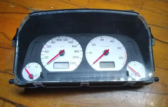 Volkswagen Golf III Speedometer (instrument cluster) 1H0919865A 6160633110 5392325900