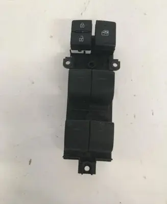 Toyota Prius (XW50) Quarter vent window switch 84040-30310