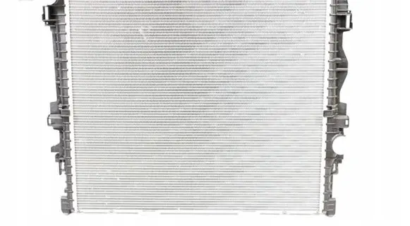BMW 7 G70 Coolant radiator 5A187E4