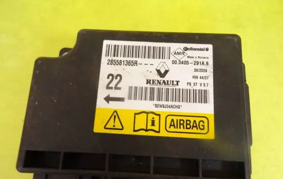 Renault Megane III Airbag control unit/module 285581365R
