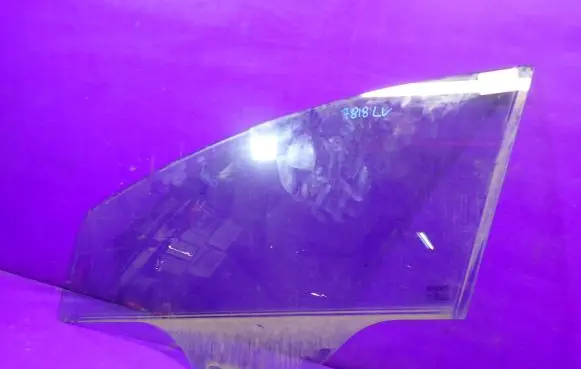 Fiat Bravo Front door window glass four-door