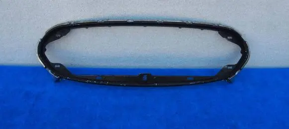 Tesla Model S Front grill 1017414-00-D