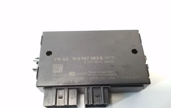 Volkswagen PASSAT B6 Tow bar trailer control unit/module 1K0907383G