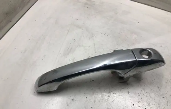 Chrysler 300M Front door exterior handle 24737P