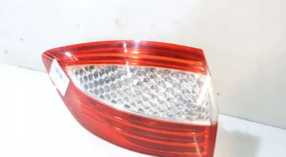 Ford Mondeo MK IV Rear/tail lights