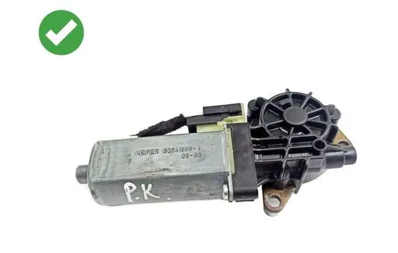 Mercedes-Benz C W204 Seat adjustment motor 0390203002 820418984 82041898
