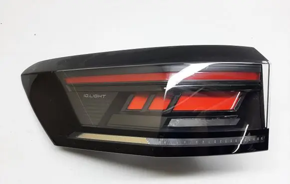 Volkswagen PASSAT B9 Rear/tail lights 3J0945207A
