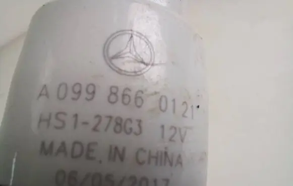 Mercedes-Benz E W238 Windscreen/windshield washer pump A0998660121KMI 0998660121