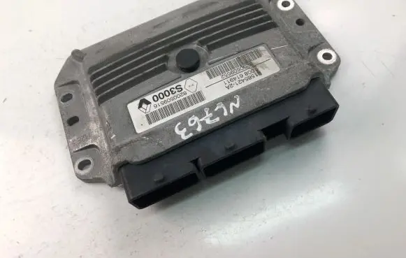Renault Megane II Engine control unit/module ECU 8200509552 8200509516