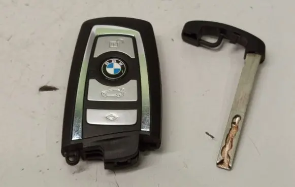 BMW 5 GT F07 Ignition key/card 