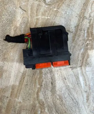 Audi Q7 4L Fuse module 4L0941824