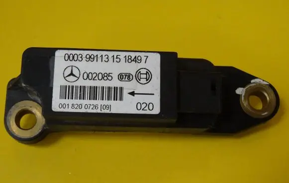 Mercedes-Benz CLK A208 C208 Airbag deployment crash/impact sensor 0018200726