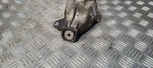 Audi A6 S6 C5 4B Engine mounting bracket 4B0199308 654313