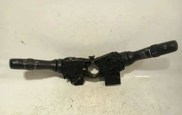 Lexus IS 220D-250-350 Wiper turn signal indicator stalk/switch
