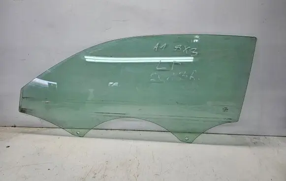 Audi A1 Sliding door window/glass 