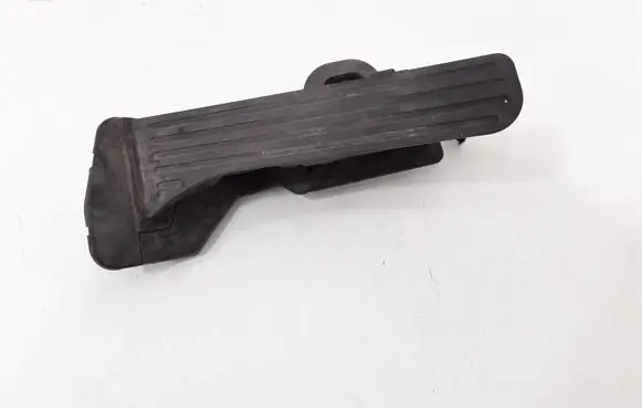 Volkswagen Golf V Accelerator throttle pedal