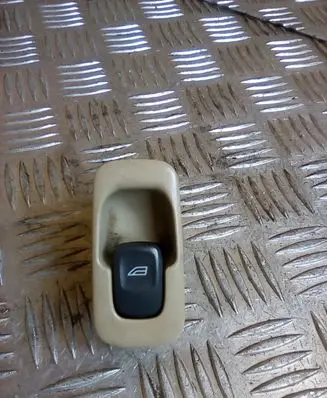 Volvo S80 Electric window control switch 9479903