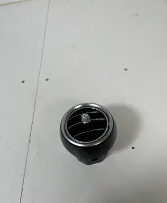 Dash center air vent grill