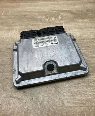 Opel Vectra B Engine control unit/module ECU 09136119 0281001874
