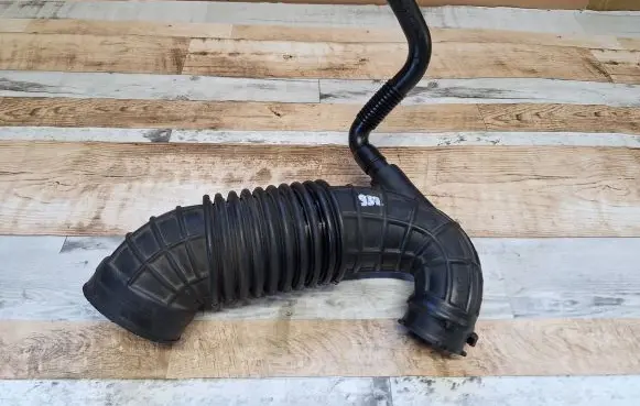 Audi A4 S4 B7 8E 8H Air intake hose/pipe 8E0129615Q 8E0129615