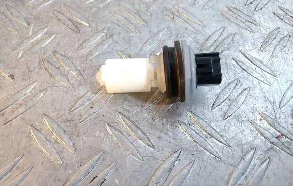 Lexus IS III XE30 Windscreen/windshield washer pump 