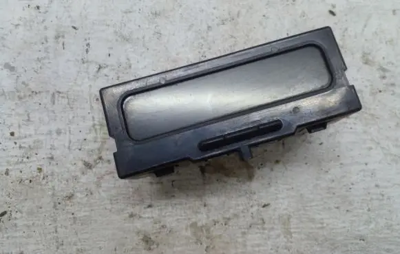 Renault Laguna I Screen/display/small screen P8200028364A