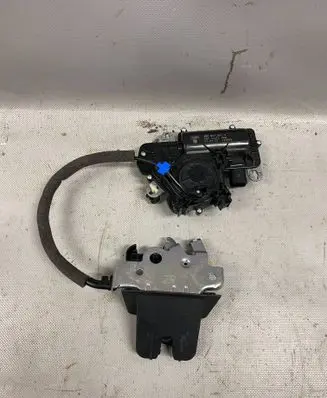 Audi Q7 4M Tailgate/trunk/boot lock/catch/latch 4M0827887C
