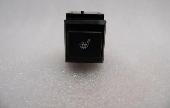 Land Rover Discovery 3 - LR3 Seat heating switch YUF500120PVJ