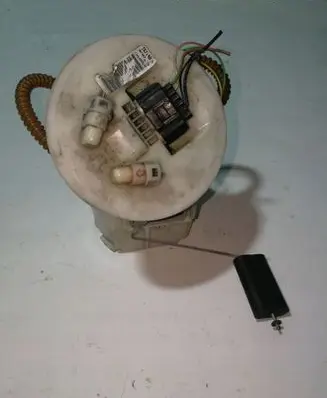 Ford Mondeo Mk III Fuel injection high pressure pump 1S7UAE9H307