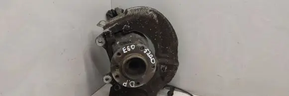 BMW 5 E60 E61 Front wheel hub 6760954R 6760954