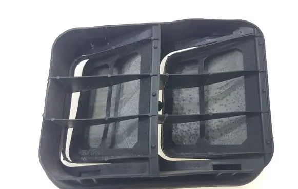 Nissan Qashqai Quarter panel pressure vent GM91166963 8200003575